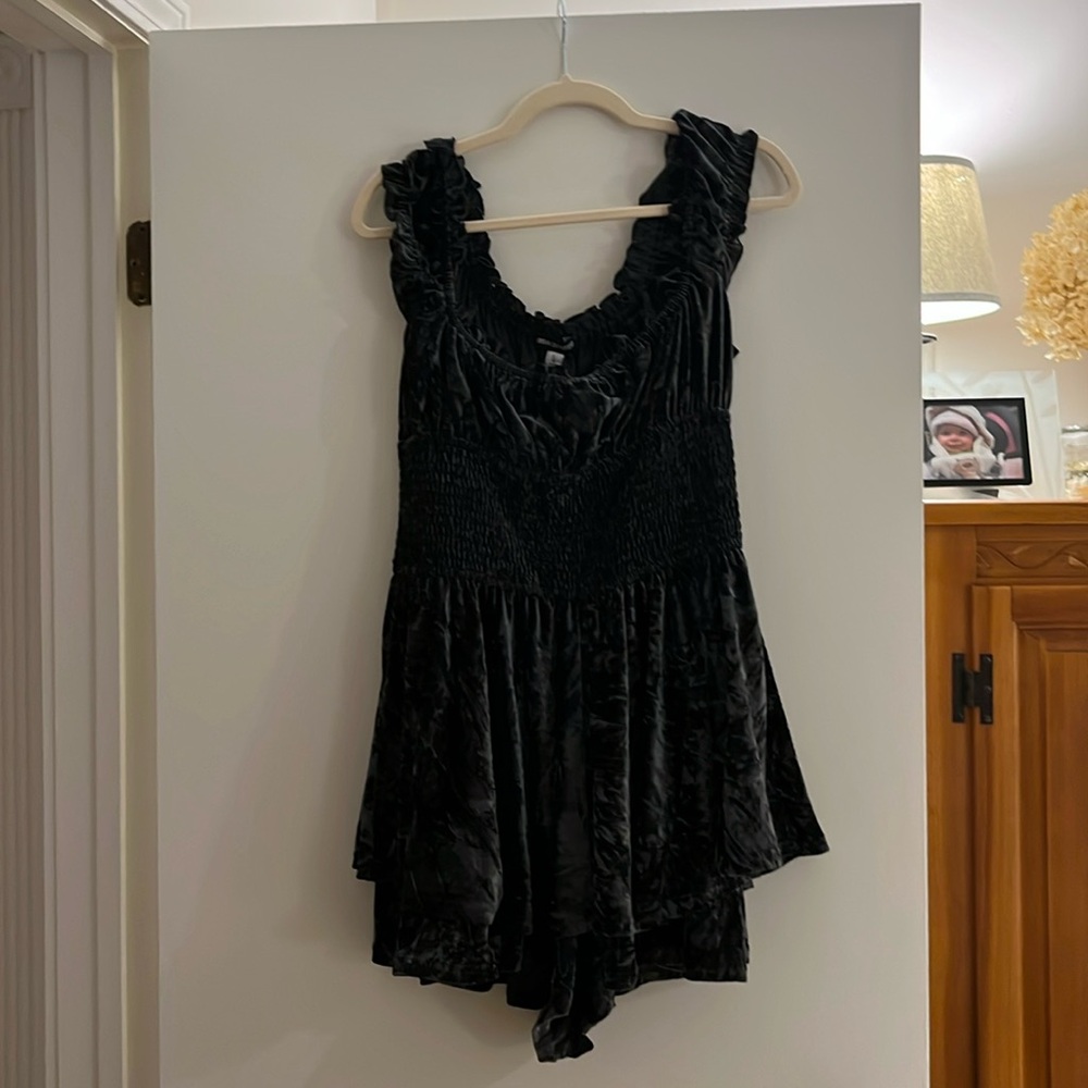 Urban Outfitters dress/skort-L